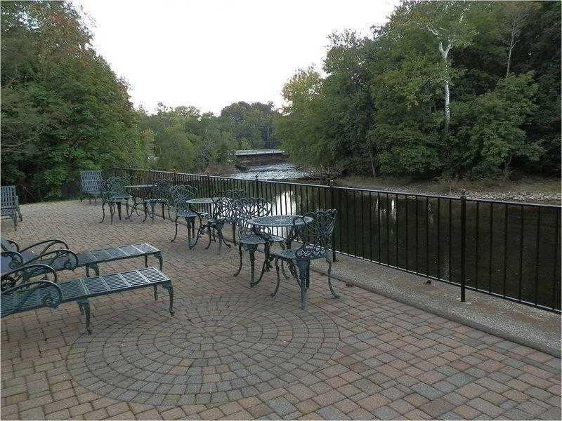 Best Western Plus The Inn & Suites At The Falls Poughkeepsie Luaran gambar