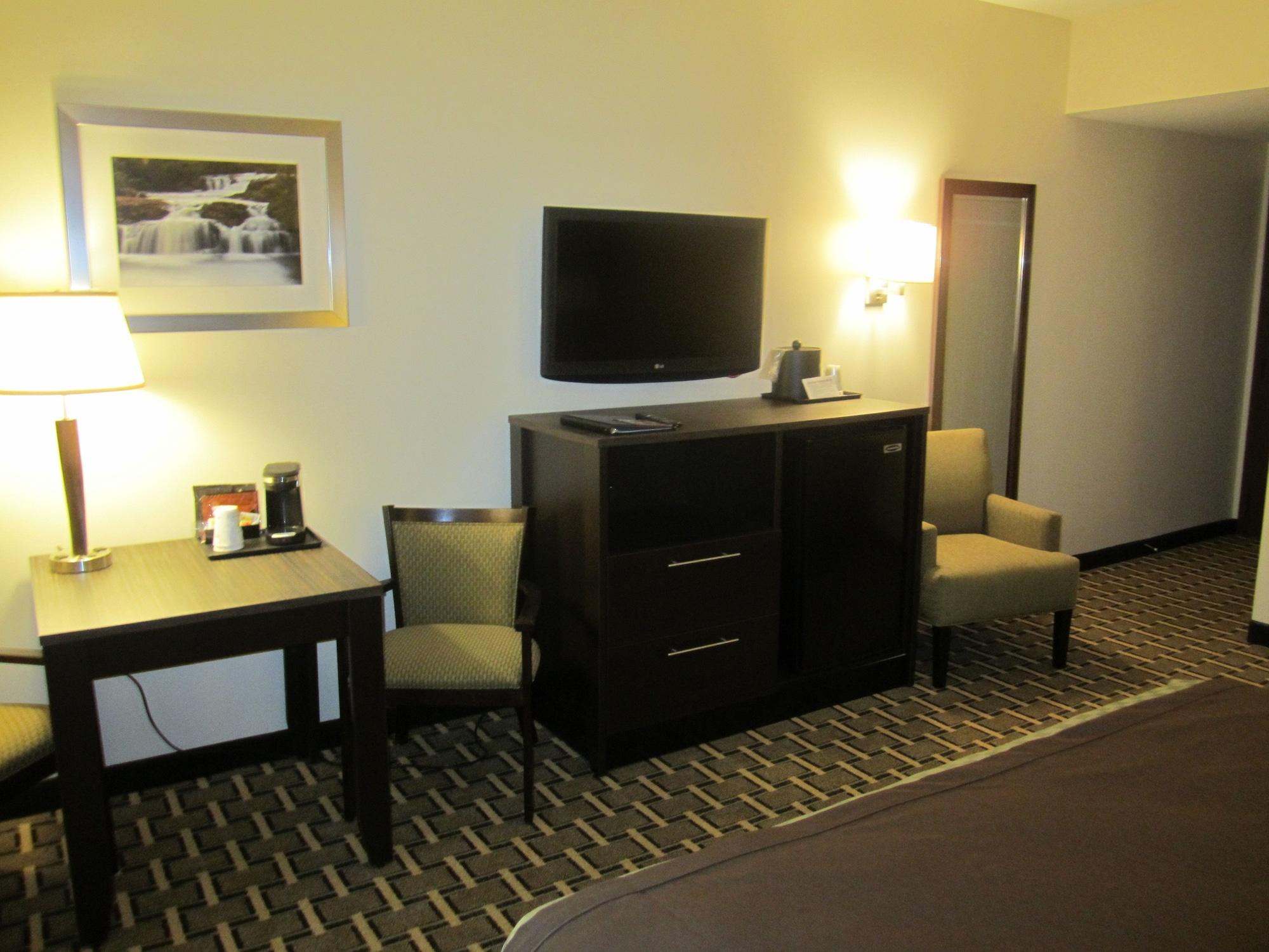 Best Western Plus The Inn & Suites At The Falls Poughkeepsie Luaran gambar