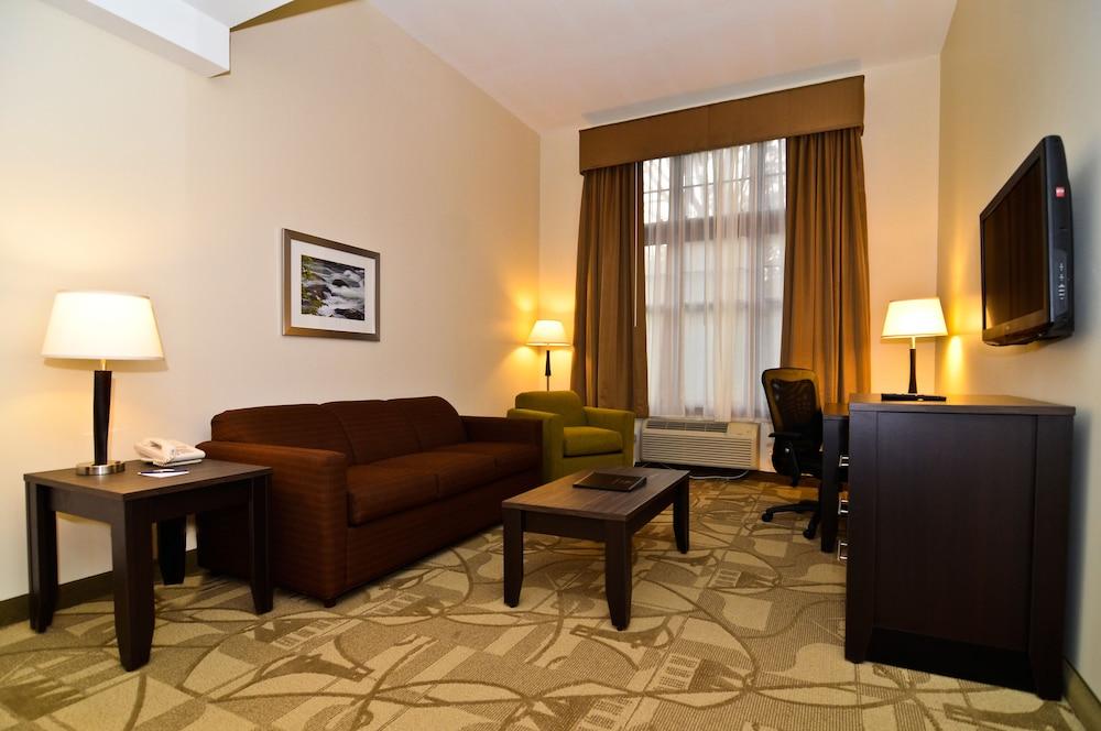 Best Western Plus The Inn & Suites At The Falls Poughkeepsie Luaran gambar