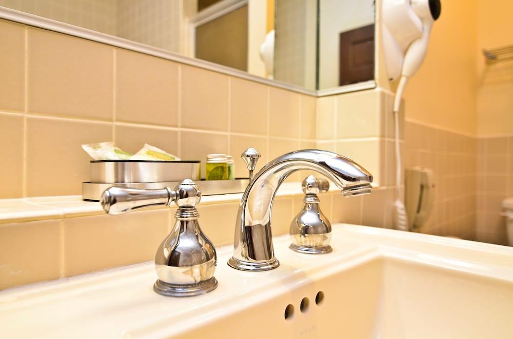 Best Western Plus The Inn & Suites At The Falls Poughkeepsie Luaran gambar