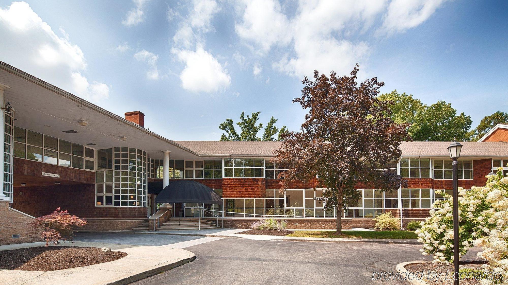 Best Western Plus The Inn & Suites At The Falls Poughkeepsie Luaran gambar