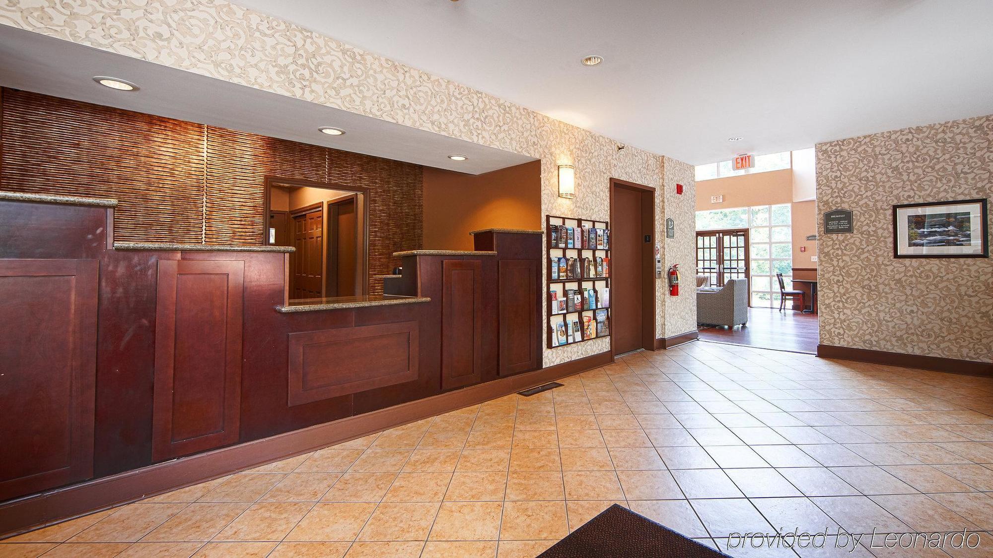 Best Western Plus The Inn & Suites At The Falls Poughkeepsie Luaran gambar