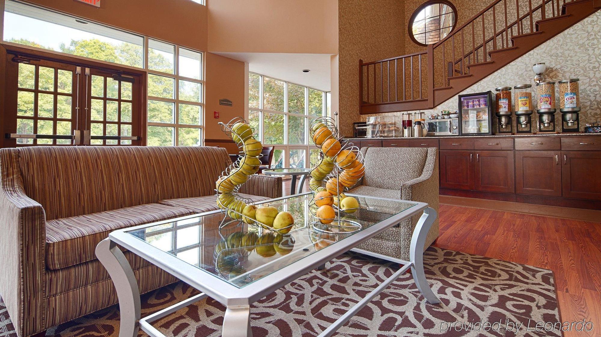 Best Western Plus The Inn & Suites At The Falls Poughkeepsie Luaran gambar