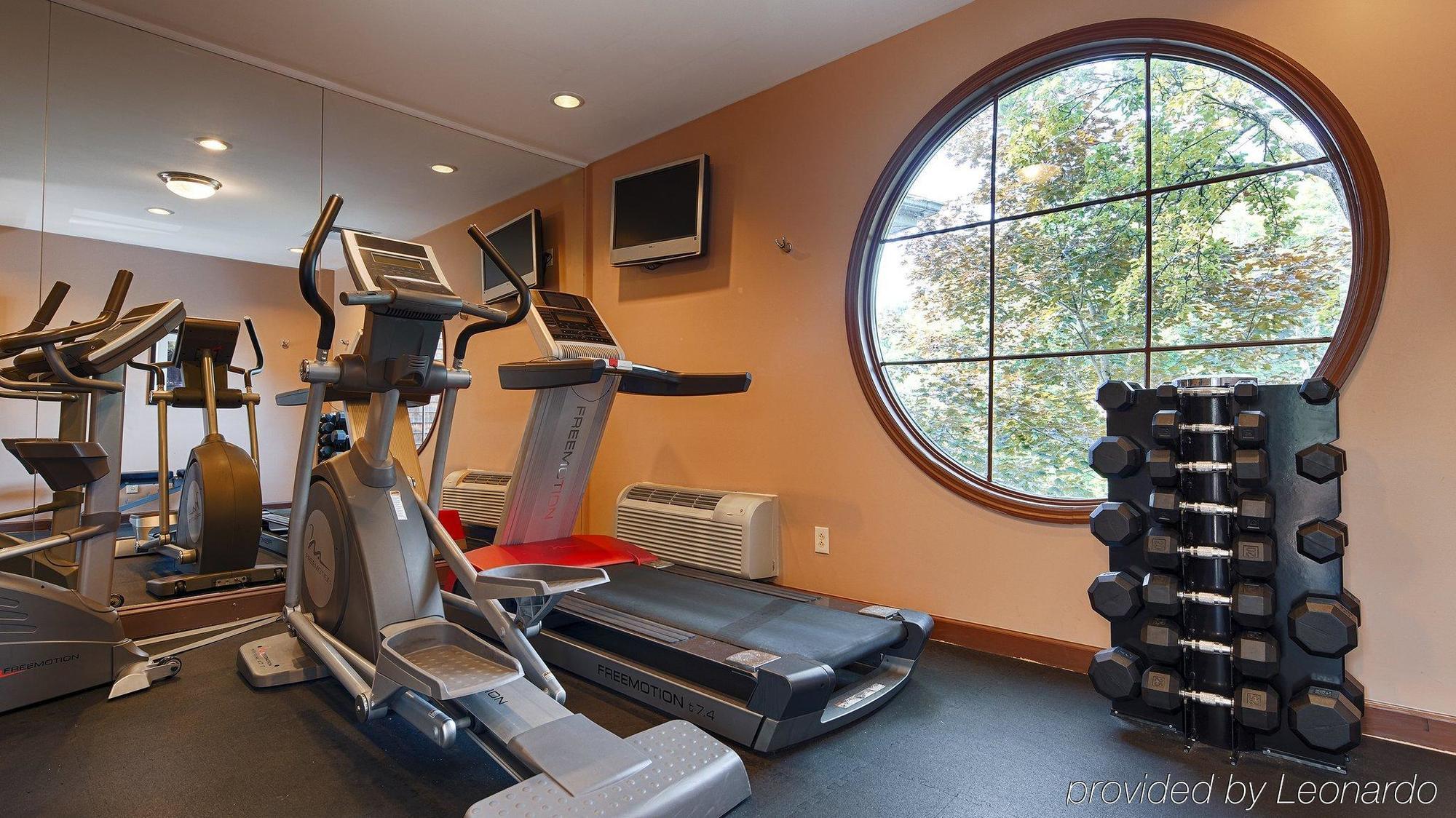 Best Western Plus The Inn & Suites At The Falls Poughkeepsie Luaran gambar